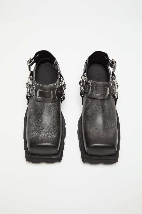 (image for) Tailored Leather buckle mule